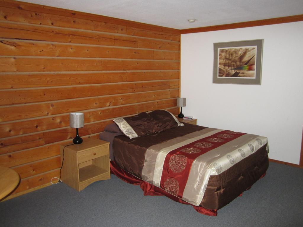 Spirit Lake Lodge ไวท์ฮอร์ส ห้อง รูปภาพ