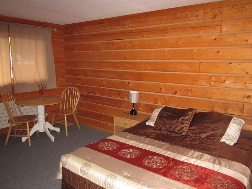 Spirit Lake Lodge ไวท์ฮอร์ส ห้อง รูปภาพ